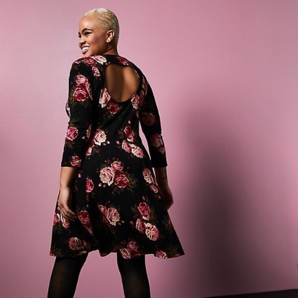 Torrid x Betsy Johnson Floral Skater Dress - Picture 3 of 9